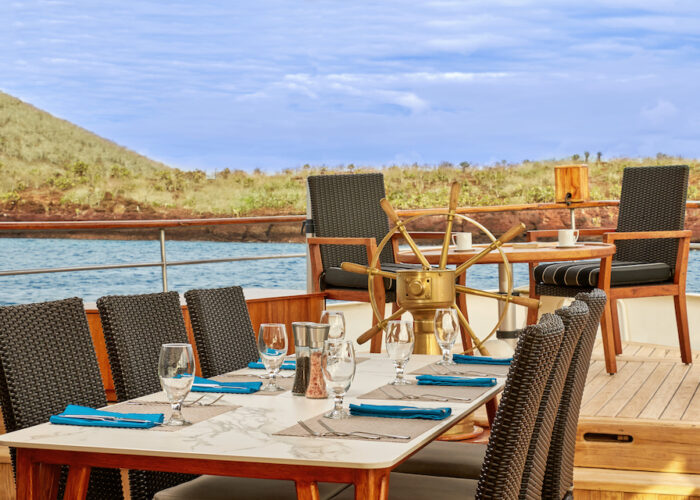 Grace-Outside-Dining