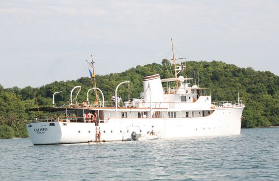 Classic Motor Yacht Calisto Anchored