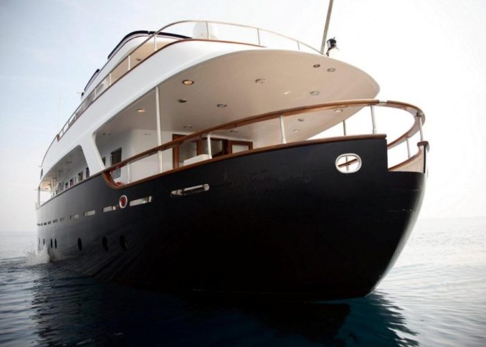 Classic Motor Yacht Happy Hour Stern
