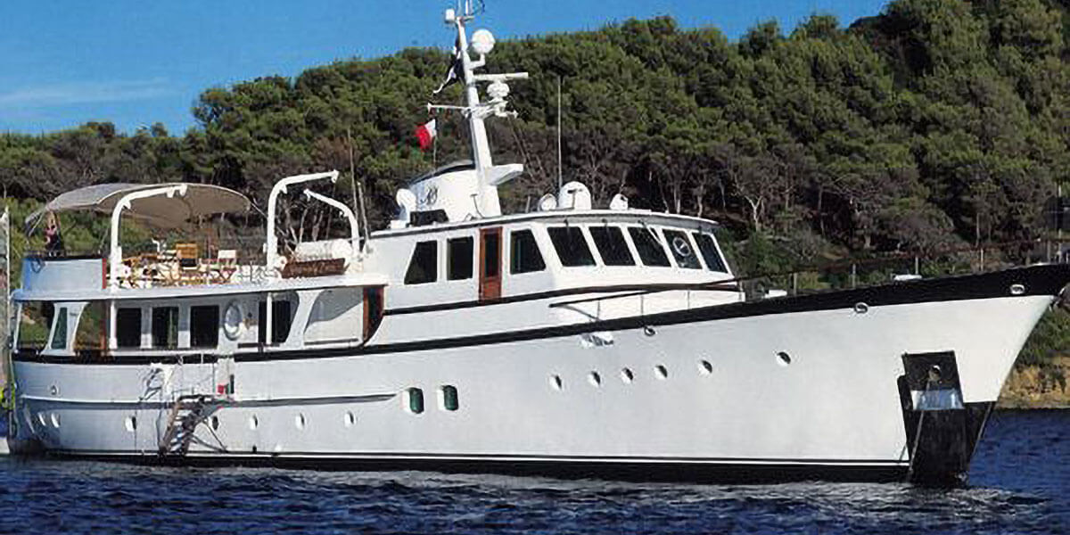 classic yacht charters