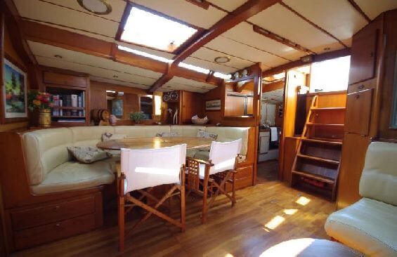 Classic Sailing Yacht Bernic II Saloon
