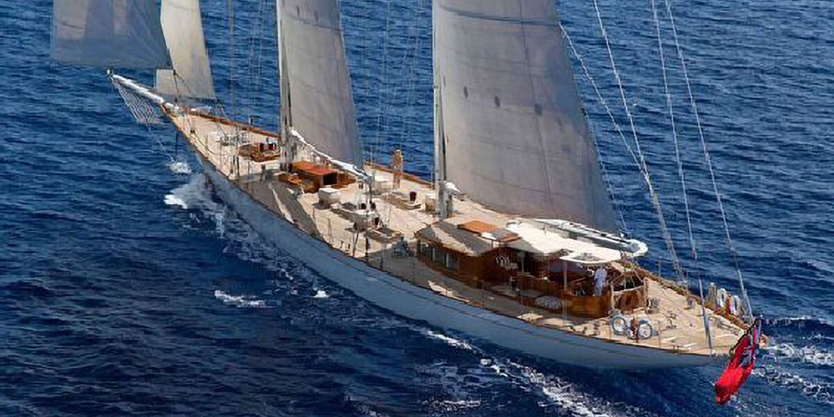 Classic Sailing Yacht Gweilo