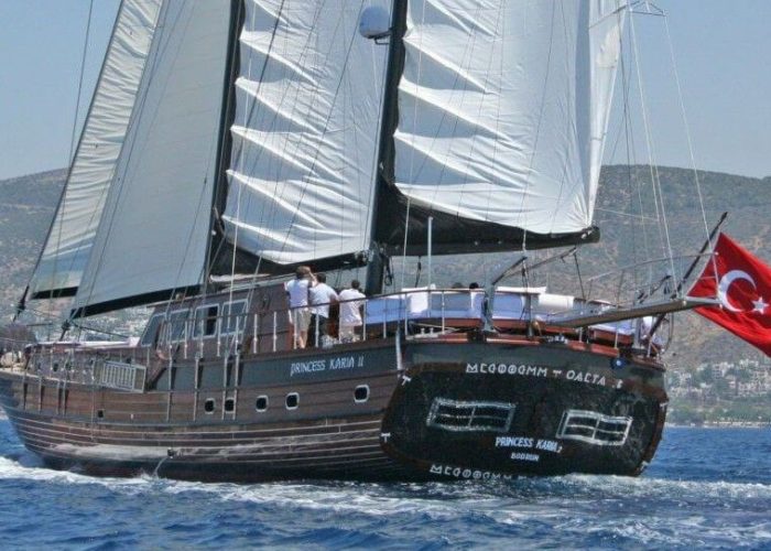 Classic Sailing Yacht Princess Karia II Stern