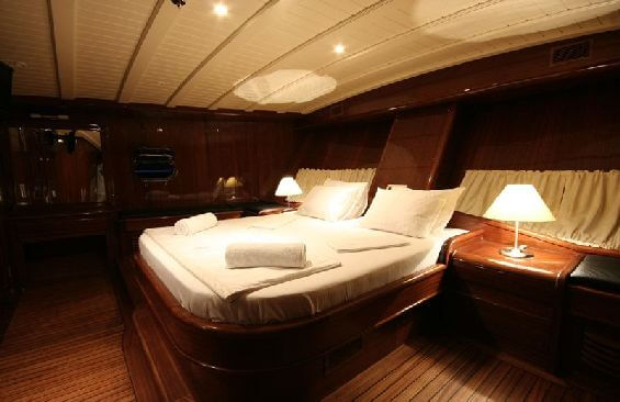 Classic Sailing Yacht Princess Karia IV Cabin