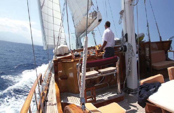 Classic Sailing Yacht Shanti Helm