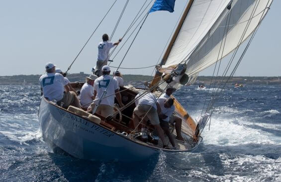 Classic Sailing Yacht The Blue Peter Stern