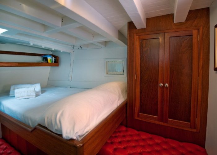 sailing-yacht Orianda mastercabin