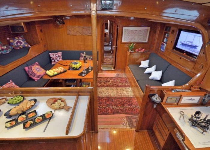 sailing yacht tangaroa saloon overview