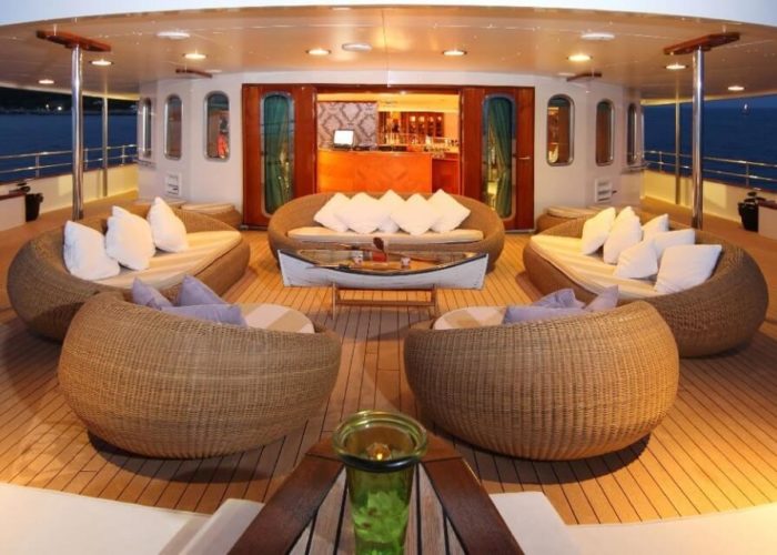Classic Motor Yacht Sherakhan Middle Aft Deck