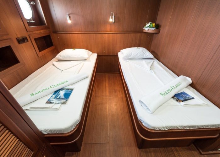 Classic Sailing Yacht Chronos Twin Cabin