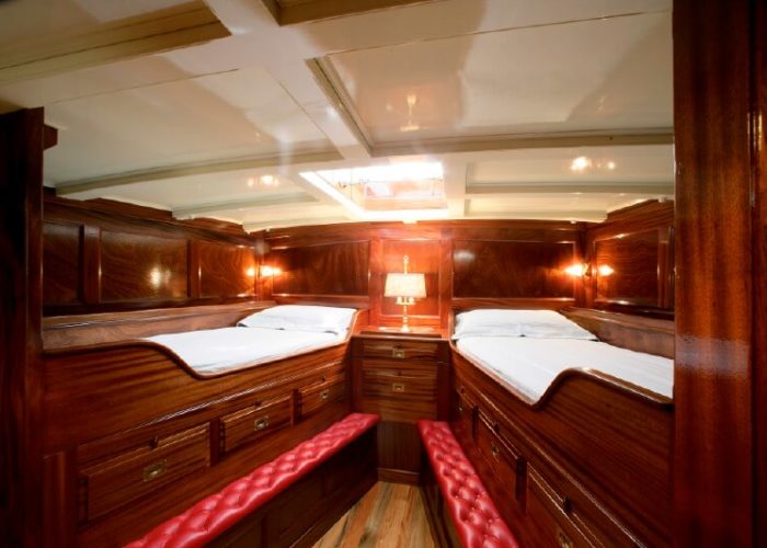 Classic Sailing Yacht Javelin Master Cabin