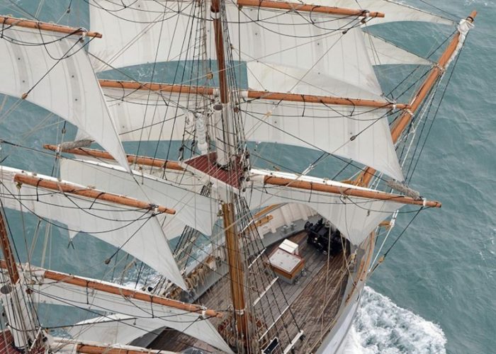 Tall Ship Kaskelot Sails