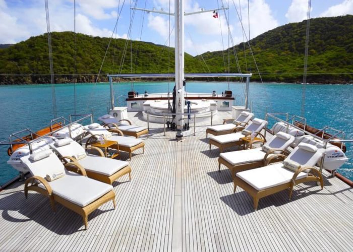 Classic Sailing Yacht Montigne Sundeck