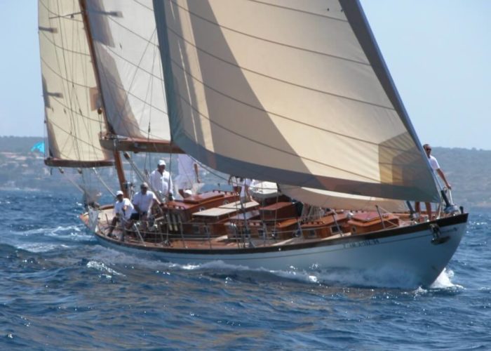 Classic Sailing Yacht Ivanhoe Under Sail