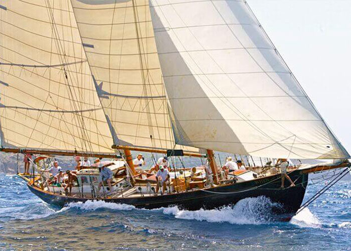 classic yacht charter uk