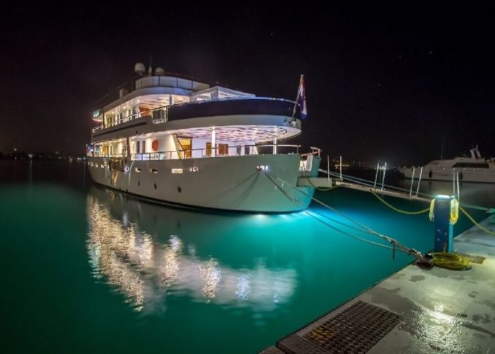 Classic Motor Yacht Donna Del Mare Night View