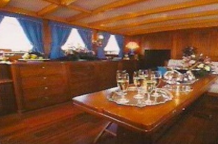 Classic Sailing Yacht Black Swan Main Saloon