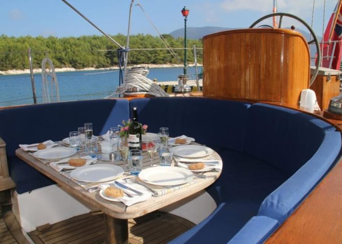 Classic Sailing Yacht Windweaver of Pennington Outside Dining