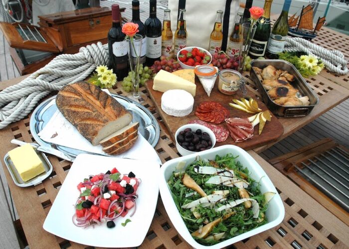 halcyon med lunch