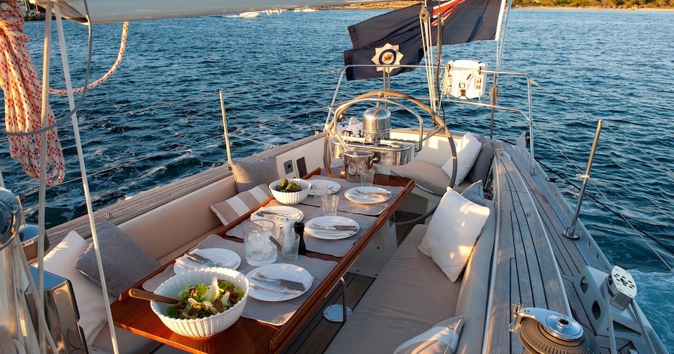BANNER IMAGE SWAN 65 VENATOR ON DECK SUNSET DINING copy
