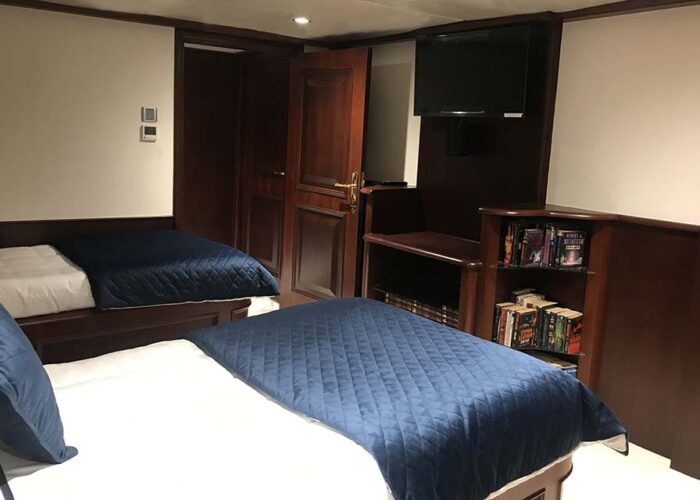 classic motor yacht kalizma cabins.jpg