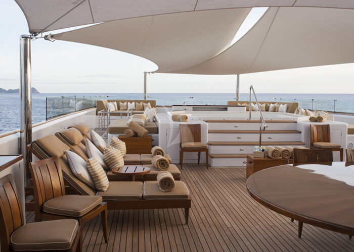 classic motor yacht suri sundeck.jpg