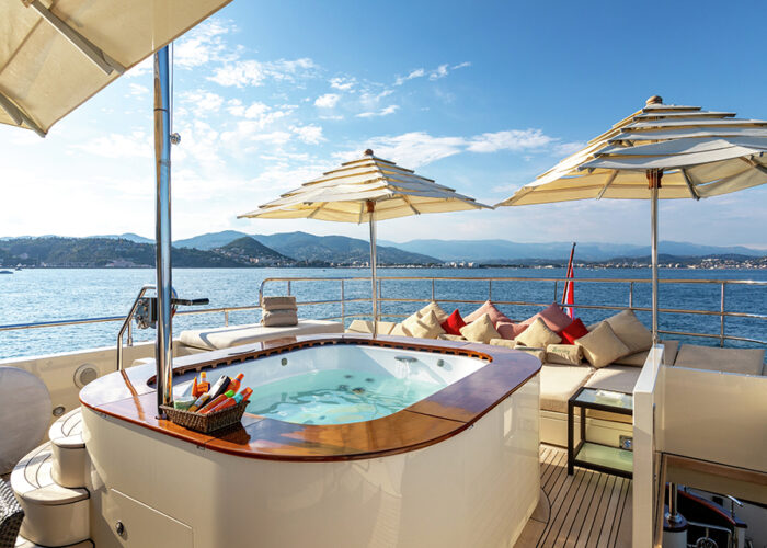 classic motor yacht wexplorer deck jacuzzi.jpg