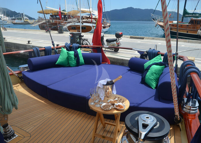 classic sailing yacht ofelia interior sundeck sunbeds.jpg
