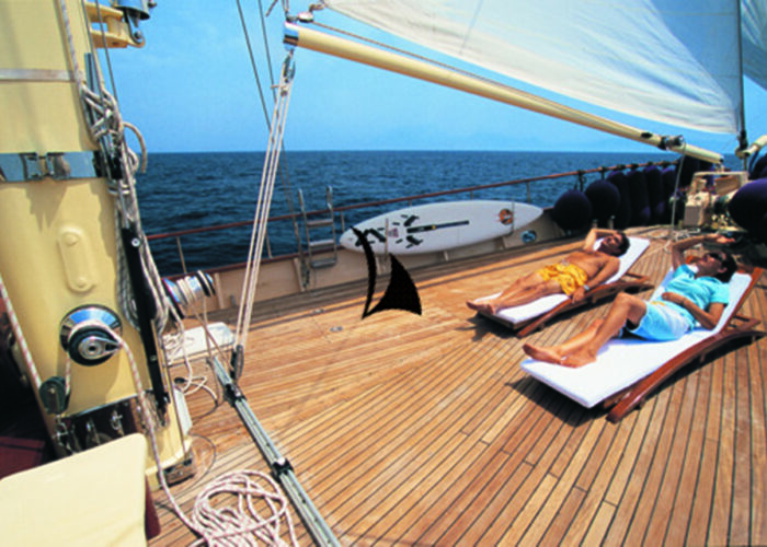 classic sailing yacht ofelia sundeck lifestyle.jpg