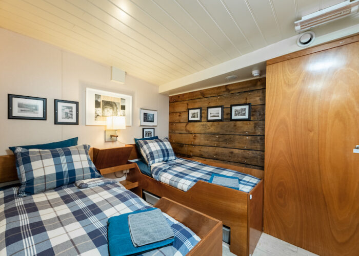 togo twin 1 twin beds