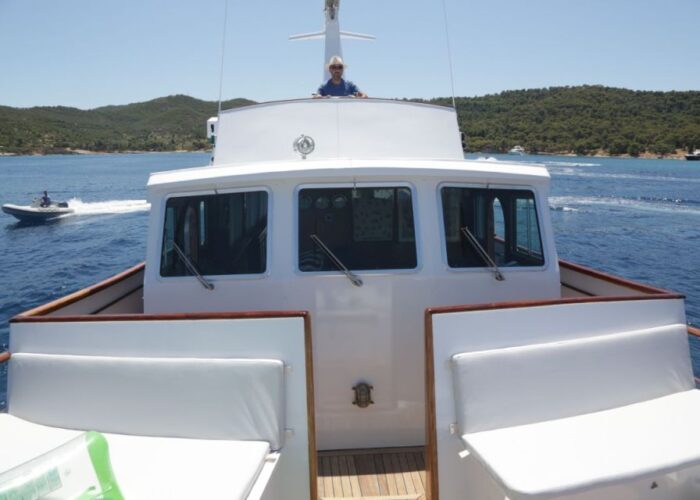 Kallista forward seating