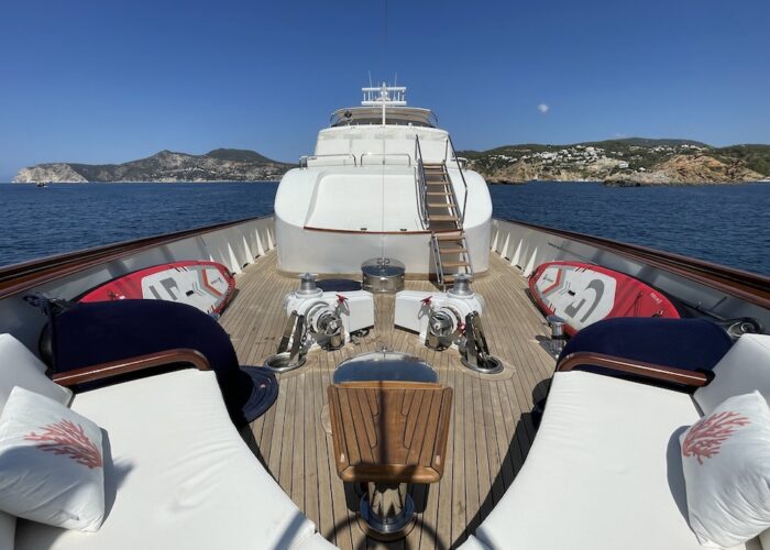 Bow seating looking aft