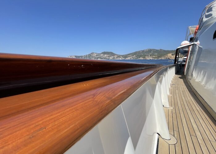 Starboard Rail