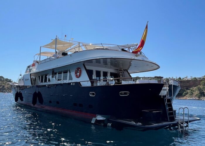 Stern aft port