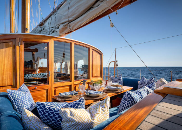 weatherbird--sailing-aft-deck (5)