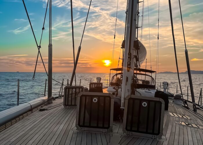 dark star of london sailing sunset